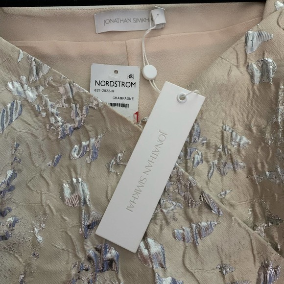 JONATHAN SIMKHAI Taylor Metallic Champagne Matelassé Puff Sleeve Wrap Top - NWT - Picture 10 of 11